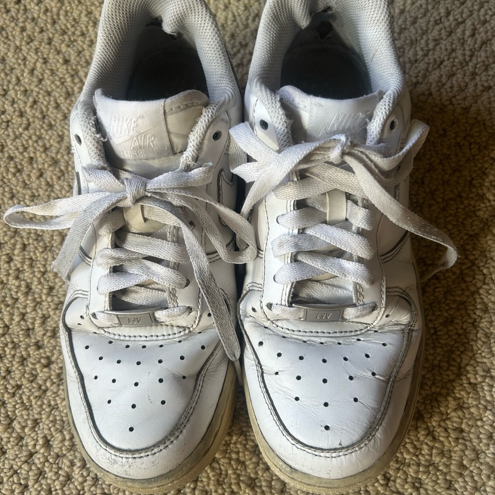 Nike Air Force 1 White Sneakers